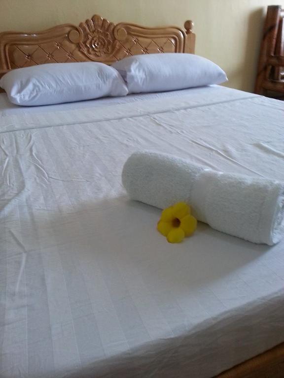 Rama International Beach Resort Botolan Quarto foto