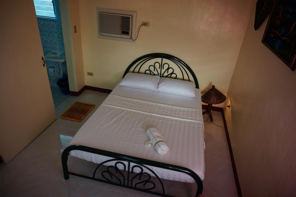 Rama International Beach Resort Botolan Quarto foto